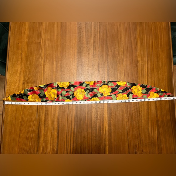 Vintage Silky Neck Scarf Rose Pattern - Picture 2 of 3